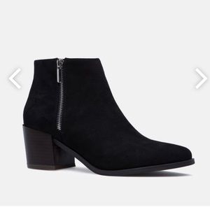 Ankle boots